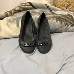 Women’s crocs